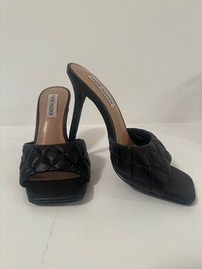 chinese dress ladies Amazon.com: Women's Thong Flat Sandals, Comfortable Flip Flops T-Strap Dress  Sandals with Adjustable Ankle Strap Leather Strappy Slip On Summer Shoes  Beach Dressy Casual Slides : Home & Kitchen